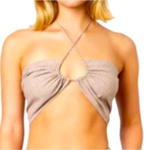 NIA Bandeau Top in the color sand